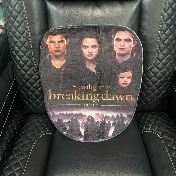 RESERVED for shell121570 Twilight Breaking Dawn Part 2- 4 Piece Bathroom Set-New - Picture 5 of 10